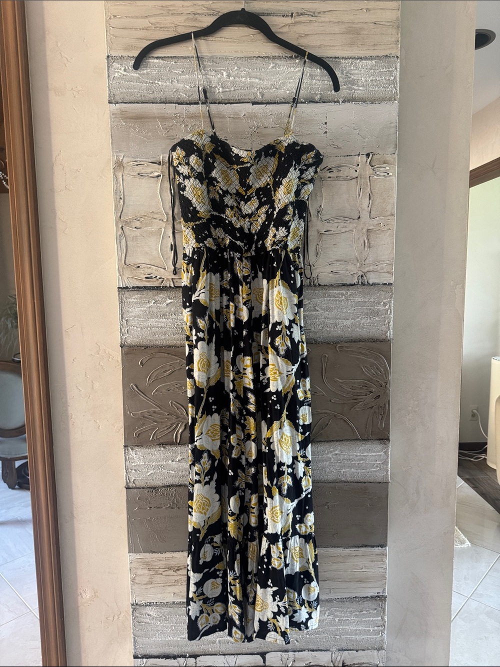 Free people Floral Maxi jumper with adjustable Spaghetti Straps - Black & Yellow